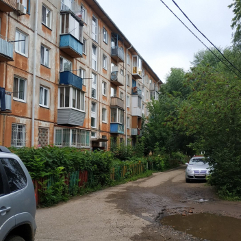 ул Челюскинцев 4-я, 113